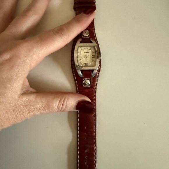 Fossil Silver Watch with Red Leather Strap - Picture 2 of 8